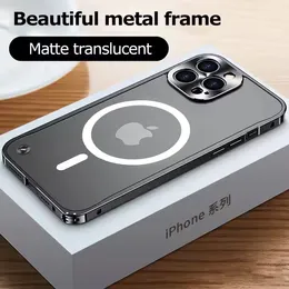 Metall Aluminium Frosted genomskinlig telefonfodral Seahorse Buckle för iPhone 15 14 13 12 Robust fodral Magsafe Magnetic Case Charger