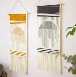 Nordic Style Home Boho Decor Cotton Cotton Tassel Handmade Goving Wall Hanging Tapestry Colorful Printing Hand Decoration Wall 240111