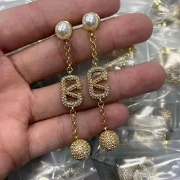 brincos de pérola dupla CHANNEL Stud Diamond Pearl Dangle de alta qualidade não desbota 19 estilos de joias de casamento para mulheres pérola de lágrima 94PM