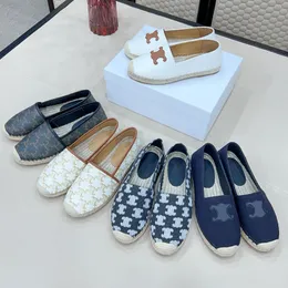 Topp broderad bokstäver linne slip på espadrilles skor jute sole vårlägenheter loafers handgjorda lyxdesigner sko för kvinnor avslappnad luxe fabriksemester skor