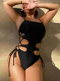 Kobiety stroje kąpielowe zanurzające się w kostiucie kąpielowym One Piece Black 2023 Monokini Swimming Suit żeńskie letnie stringi plażowe garnitury YQ240112