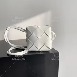 Väskor Cross-Body Mini Camera Bag Luxury Shoulder Bag Mirror 10a 1: 1 Kvalitetsdesignväskor gjorda av mjukt lammskinn med presentförpackning WB39V