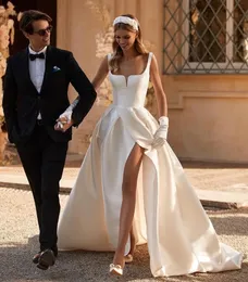 Vita bröllopsklänningar elfenben brudklänningar en linje skopa ärmlös golvlängd satin anpassad dragkedja spetsar plus size ny split