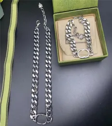 Collana a catena in metallo di lusso Braccialetti con ciondolo testa di tigre Set di gioielli da donna con doppia lettera di alta qualità4726213