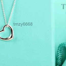 Ожерелье классическое S925 Серебряное серебряное сердце в форме сердца Love Love Peach Pendant 520 Подарок на День святого Валентина 0WPG