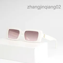 Designer Mui Mui Sonnenbrillen Zyklus Luxus Mode Sport Polarisiert Miui Miui Sonnenbrille Herren Damen Vintage Fahren Strand Weiße Schutzbrille Quadratische Sonnenbrille