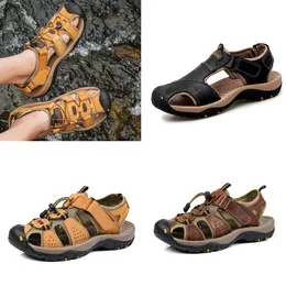 Sandalia Pisos Zapatos para hombre Diseñador de mujer Zapatilla al aire libre Inferior Confort Arena Agua Sandalias de playa Diapositivas Tamaño grande 38-48