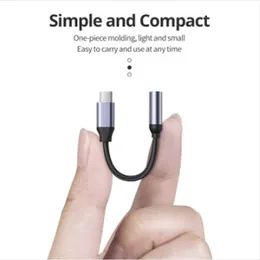 Alta qualidade USB Tipo C 3.5 Jack Adaptador de fone de ouvido USB C para 3 5mm Fones de ouvido AUX Cabo adaptador de áudio para Huawei P30 Xiaomi Mi 10 9 Es Pacote de 200 unidades / pacote