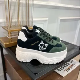 Naken Wolfe Sneaker Tennis Casual Shoes Kosa Slider Sinner Hyde Heidy City Women Platform Snatch Kosa Shoes Thick Bottom Travel skor