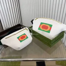 2024 Kadın Lüks Crossbody Fannypack Babsped Mektuplar Adam Bumbag Göğüs çantaları