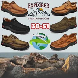 Corredores ao ar livre Mens Treinadores Esportes Sapatilhas Designer Sapatos Couro Montanha Antiderrapante e Resistente ao Desgaste Respirável e Suor Wicking Tamanhos Grandes 38-51