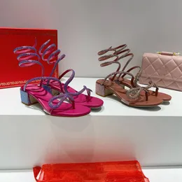 المصمم الشهير Flip-Flops Sandals Fashion Women 4.5cm الكعب العالي السميك يظهر الارتفاع زيادة كل شيء مريح الاتجاه غير الرسمي