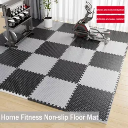 424pcs 30x30cm حماية الرياضة الصالة الرياضية حصيرة Eva Leaf Foam Yoga nonslip الربط الحصير بلاط الأرضية Antishock Fitnes 240113