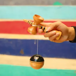 クラシックケンダマ木製のおもちゃプロフェッショナルケンダマ熟練したジャグリングボール教育伝統的なゲームおもちゃのための子供240112