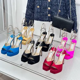 125mm Satin Platform Sandaler Designer Womens Crystal Shoes Stiletto klackar Öppna tåpumpar Ankelrem Högklackbröllop Party Bridal Slingbacks 34-42
