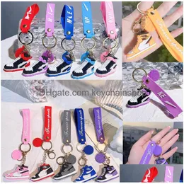 18Style Esinger 3D Mini Basketball Shoes Keychains Stereoscopic Model Sneakers Enthusiast Souvenirs Keyring Car Pendant Gift Drop Del Dh0Ql