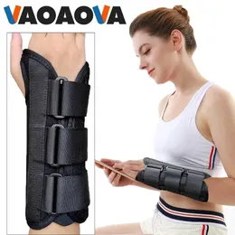 1Pcs Wrist Brace for Carpal Tunnel Support Pads Brace Forearm Splint Strap Protector for Wrist Pain Sprain Sports Injuries 240112