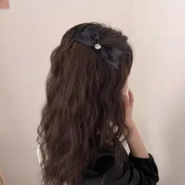 Fermagli per capelli Clip per fiocco in tessuto nero alla moda per le donne Accessori per gioielli da banchetto con bordi carini e minimalisti