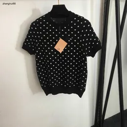 märke kvinnor t shirt lyxig mode full längd polka dot kortärmad stickning högkvalitativ damer övre plagg 13 januari