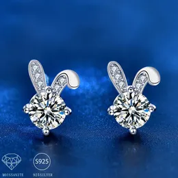 925 Sterling Silver 05 Carat2 Bunny Rabbit Studörhängen för flickor Fashion Cute Niche Birthday Souvenirs 240112