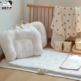 Korean born Baby Cotton Mattress for Bed Infant Bedding Crib Bumper Bear Embroidered Portable Filted Sheet Bassinet Cover 240112