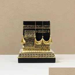 Arti e mestieri One Piece Kaaba Decorazione desktop per ufficio Sculture di personaggi dipinti Resina decorativa Decorazioni creative per le vacanze Liv Dhnvo