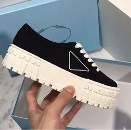 Projektant Triangle Sneakers Gabardine Nylon Casual Buty szczotkowane trenery kół marki luksusowe płótno kobiety sneake platforma mody solidne buty na zewnątrz 55