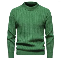 Męskie swetry zielone męskie sweter zimowy 2024 Knitte stałe kolory pulloby dla mężczyzny stylowo -kodowatego krującego golf załogi szyi knitwear homme