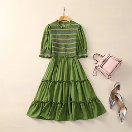 2024 Spring Green Contrast Color Panelled Dress 1/2 Half Sleeve Round Neck Knee-Length Casual Dresses A4J09