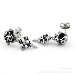 Pendientes de diseñador de marca de lujo para mujer CH Chromes Cross Jewerlry Titanium Steel Skull Heart Ear Ring Girl Eardrop EarStud Regalo de San Valentín Envío gratis S4BE