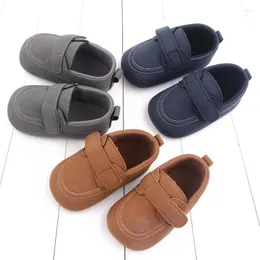 First Walkers 0-1 Jahre alte Babyschuhe für den Innenbereich, weicher Boden, für Kleinkinder, Frühling und Herbst, Großhandel 2595