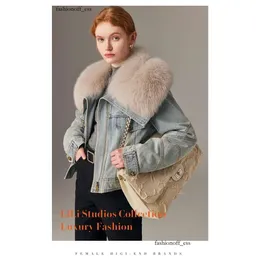 2024 Maillard Denim White Goose Down Jacket Designer Coat Ladies Winter Fox Fur Hungry Velvet Short Pie Övervinna högkvalitativ jacka Women's Down Jackets 244