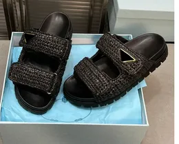 Luxurys Womens Platform Heels Sandals On Slippers Designer Knit Slides三角形のミュールレディースブラックアウトドアビーチシューズレジャーシューズ