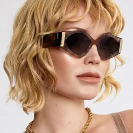 Nowa moda mała rama oko oko netto Red Wind Kamskie okulary przeciwsłoneczne okulary przeciwsłoneczne Okulary przeciwsłoneczne Wysokie zmysł popularny