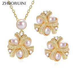 Collane Zhboruini Set di gioielli di perle in stile palazzo retrò placcato oro 14k Orecchini con collana di perle d'acqua dolce naturali reali per le donne Regalo