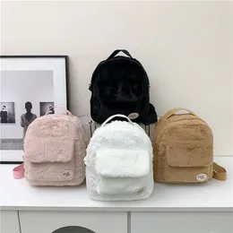 Okul Çantaları 2024 Peluş Backpack Ladies Leisure Öğrenci Schoolbag Büyük Kapasite Açık Hava Seyahat Çantası Toptan