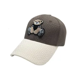 Designer Ball Caps High quality and fashionable cartoon teddy bear patchwork baseball cap for women sweet and cute style spring and summer face revealing duckling to