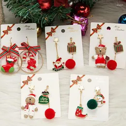 Pendientes de tuerca asimétricos de Navidad, bonitos dibujos animados de alce, Papá Noel, muñeco de nieve, gota para mujeres y niñas, regalos de joyería de Navidad