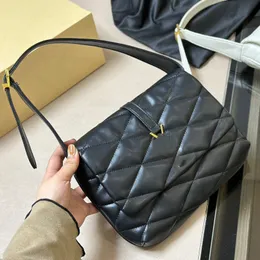 Bolsa de axila feminina de estilo elegante e intelectual, famosa bolsa de ombro de grife, bolsa colorida em preto e branco sólido, viagem, data, compras, deslocamento, nuvem bolsa