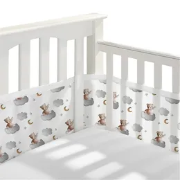 2PCSSet Summer Breattable Baby Crib stötfångare Säkerhetskrasch barn Bäddstölder Födda sängkläder Set Rails Anti Fall Down 340160x30CM 240113