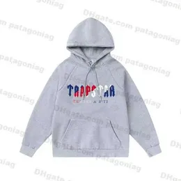 2024ss Camisetas para hombres Marca Bordado Trapstar Impreso Ropa deportiva Hombres Colores Cálidos Dos piezas Conjunto Sudadera con capucha suelta Pantalones jogging Chándal 1svon