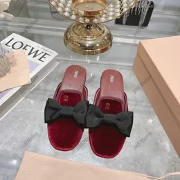 Дизайнерские женские модельные туфли на плоской подошве, брендовые тапочки с бантом, модные элегантные женские модные домашние свадебные удобные туфли, белый, розовый, красный
