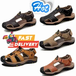 Papa Sandalen Designer Slides Damen Hausschuhe Damen Slides gesteppter Kaviar Sommer Luxus flache Schuhe Strandsandalen bedruckte Schnalle Kostenlose Lieferung