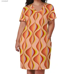 Vestidos casuais básicos retro mod padrão vestido com decote em v 60s estética kawaii vestidos femininos moda de rua impresso vestido casual com bolsos plus size yq240115