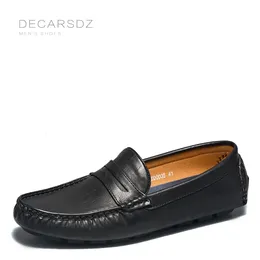 Decarsdz mocassins sapatos masculinos moda outono sapatos confortáveis apartamentos de marca de couro clássico estilo original masculino sapatos casuais 240113