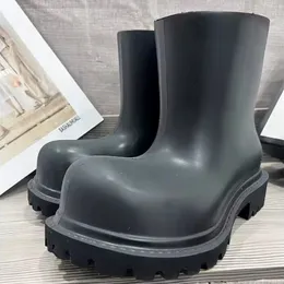 Designer Boots Women's Short Boots Designer Rainboot Casual Boots Fashion Women Rain Shoes Leather Rubber Bottom High Top Lacing Thick Sole Sports Boots