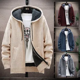 Mens Winter Sticke tröja tryck koreanska modekläder Knitkläder Kläder Cardigan Hood med plysch och förtjockad fleece 240113