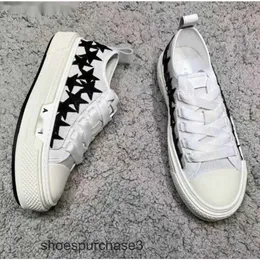 2024 Casual Fashion Autumn Shoe Amirrs tjocka lyxskor Sole Mönster Street High Low-Top Cricket Brand Sneakers Men's Soccer Five-Point 6QZH Star Designer 4B8L