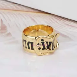 Takı Vivianeizm Westwoodizm Yüzükleri Weiwei Klasik Kemer Toka Yüzüğü Kadın Taklit Gümüş Mücevher Kişiselleştirilmiş Modaya Modaya uygun Takı