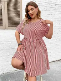 基本的なカジュアルドレスFinjani Party Dresses women Clothing Plus Size V-Neck Laddering Cutout Back Striped Dress Women's Criss Cross Back Dress YQ240115